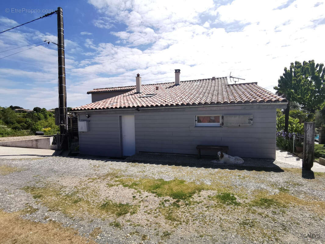 Maison à CHENAC-SAINT-SEURIN-D'UZET