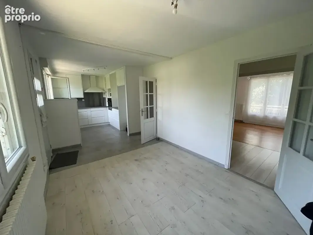 Buxerolles  - maison 4 pièce(s) 114 m2 - grand terrain. - photo 7