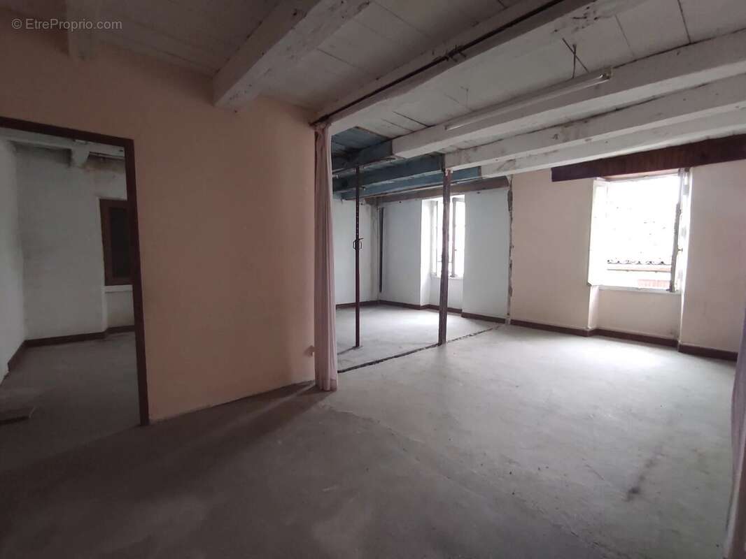Appartement à MONTPEZAT-DE-QUERCY