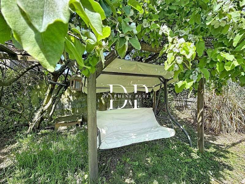 Lucinges, Maison à vendre 4 pièces de 134 m2 (74) Terrain d'env. 450 m2 - photo 28