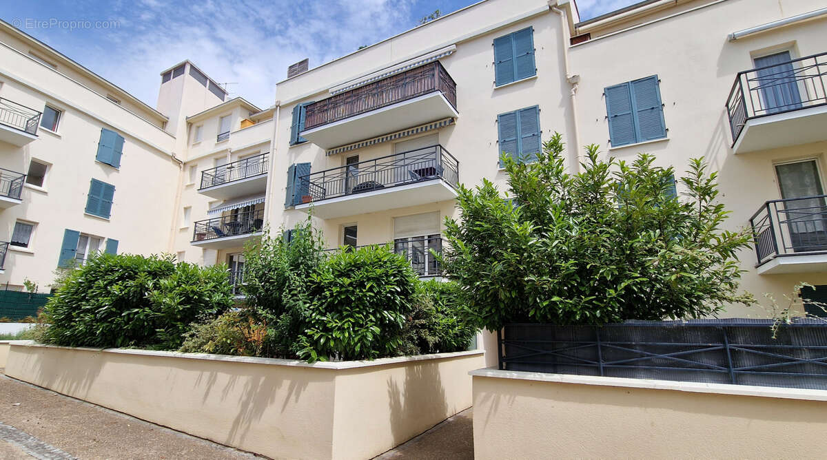 Appartement à RUEIL-MALMAISON