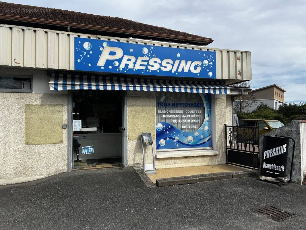 Commerce à SERRES-CASTET