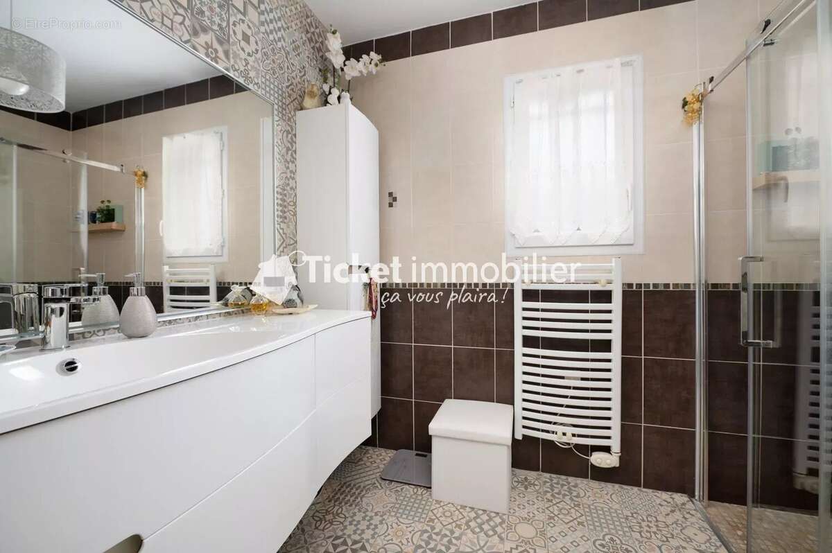 Maison à VILLENEUVE-SUR-LOT