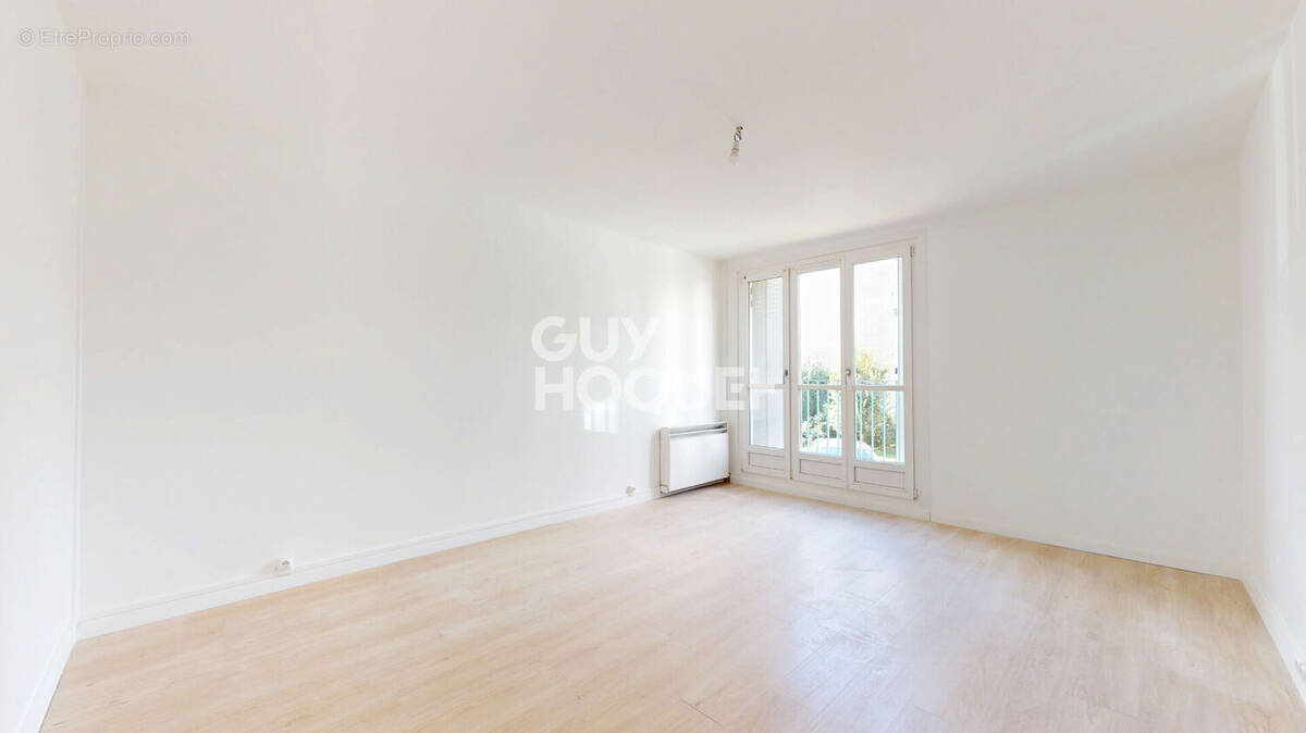 Appartement à TAVERNY