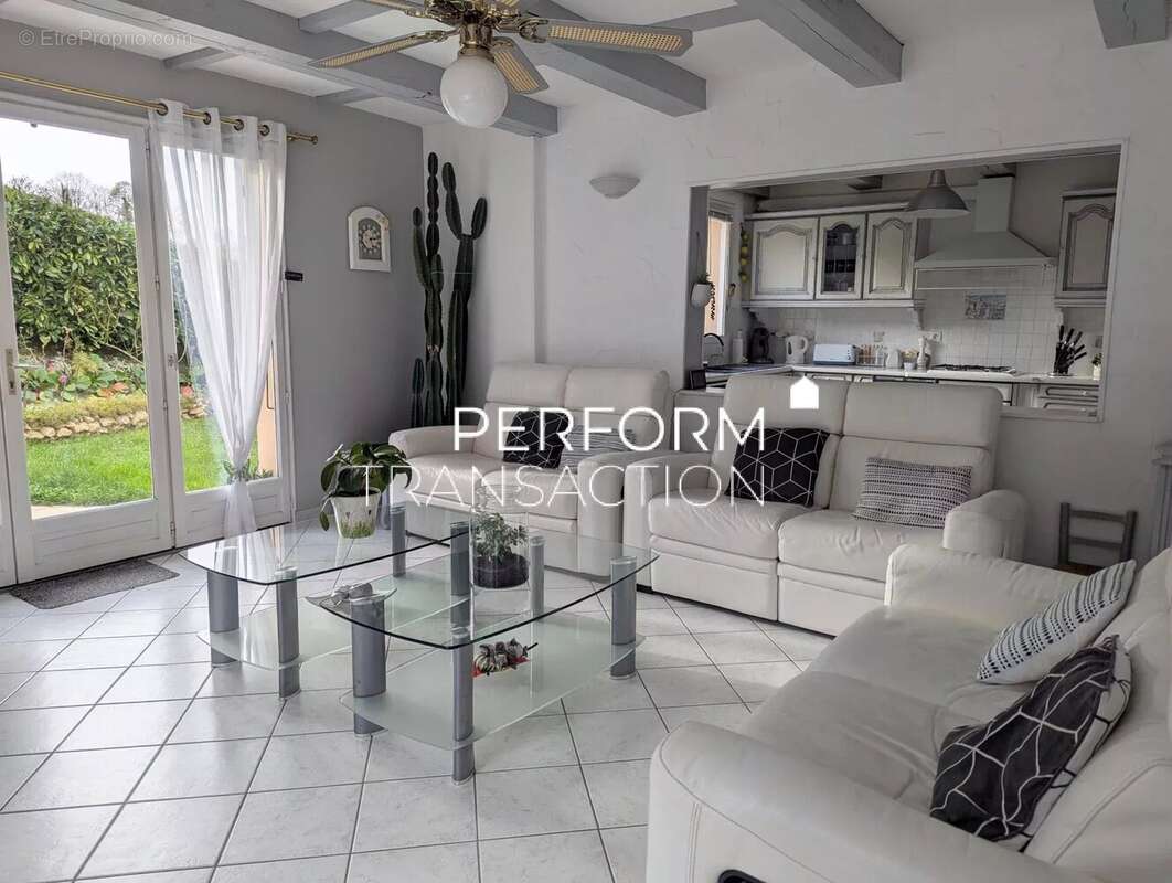 Maison à SAINT-QUENTIN-SUR-ISERE