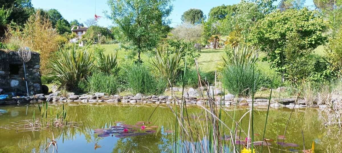 Maison à MONTAUT-LES-CRENEAUX