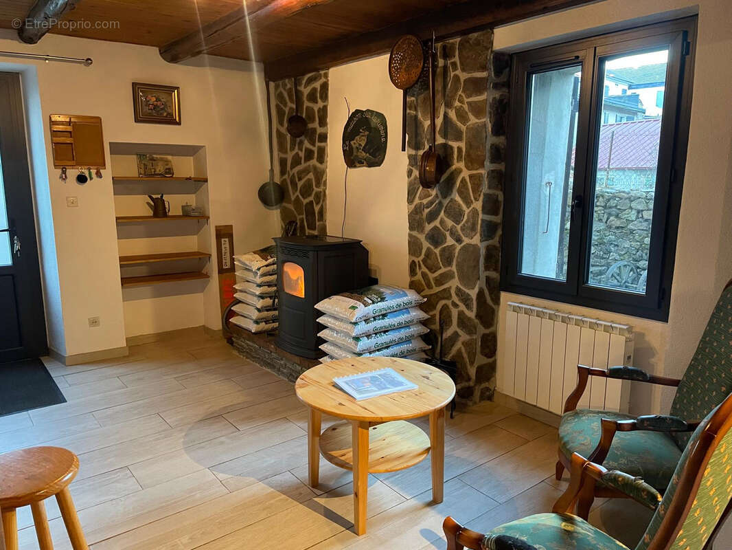 Maison à LA BASTIDE-PUYLAURENT