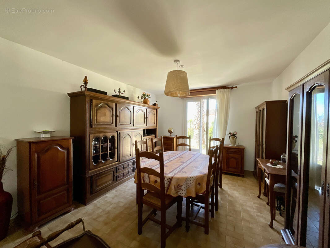 Villa de plain-pied avec annexe et grand jardin   Marseillan - photo 3