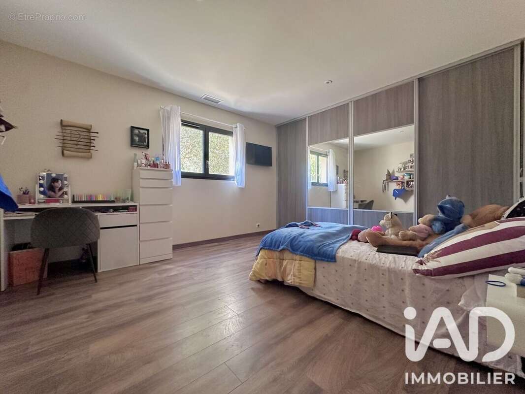 Maison 200 m² à Opoul-Perillos  - photo 8
