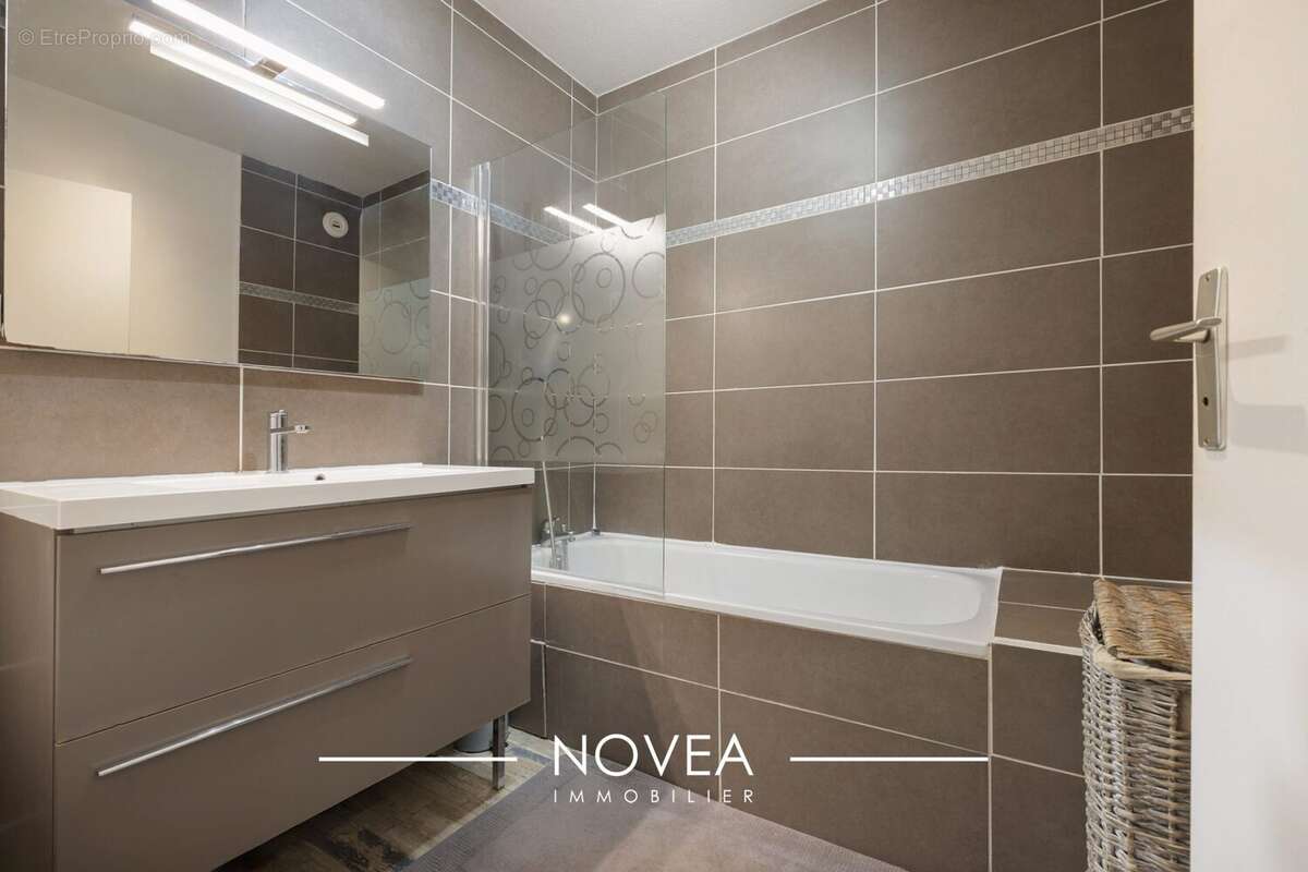 Appartement à LYON-5E