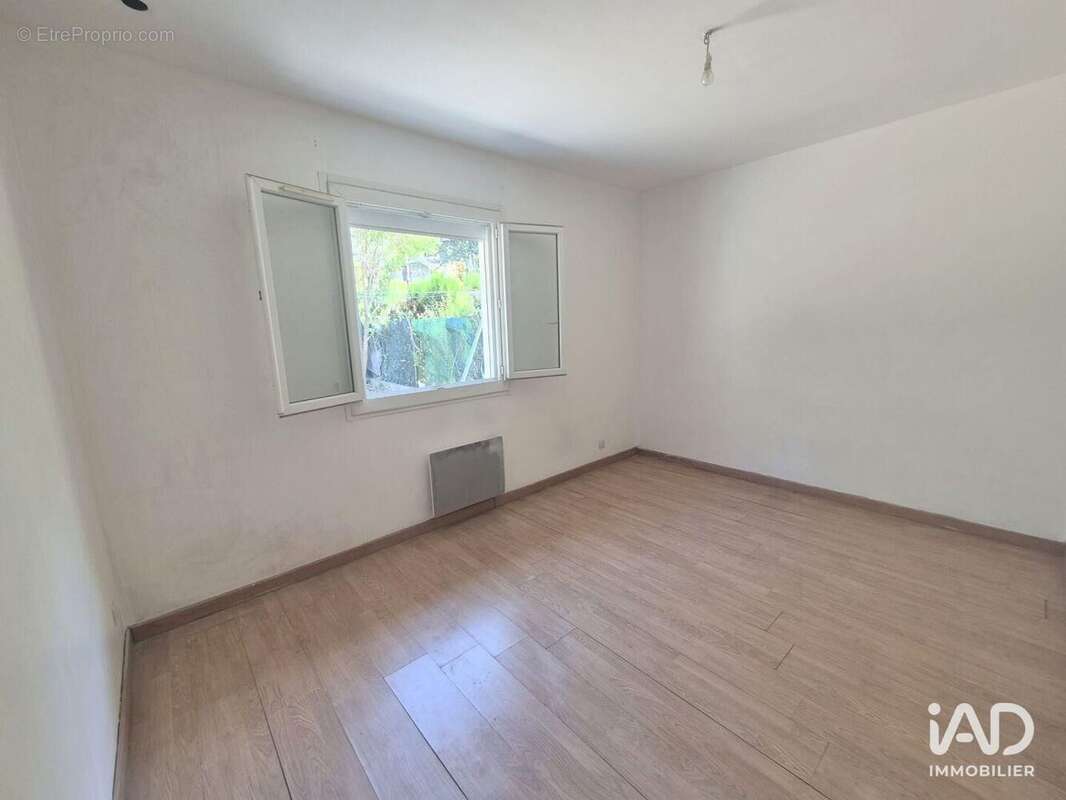 Maison 107 m² à Bourg-Les-Valence  - photo 8