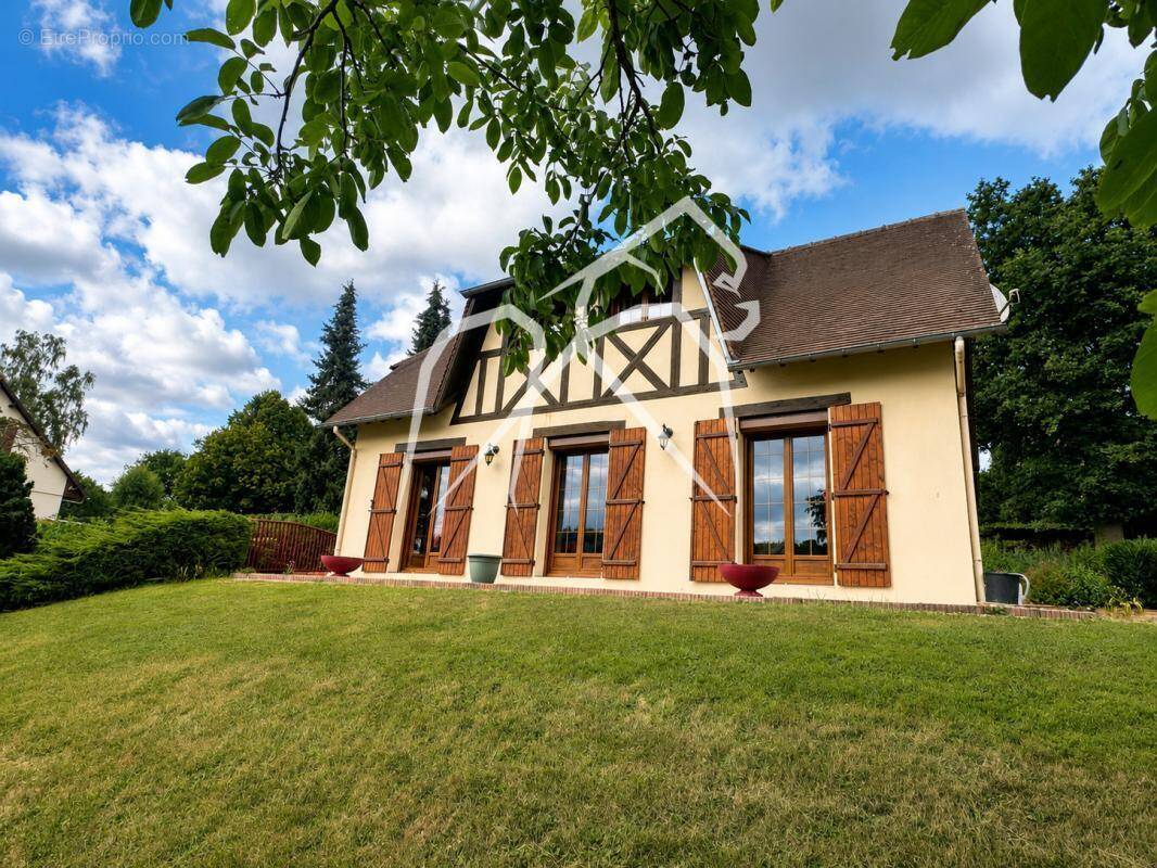 Maison à CATENAY