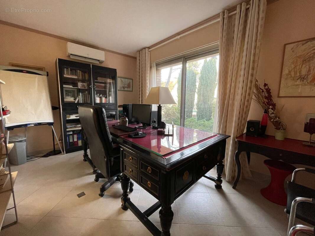 Maison à SUCY-EN-BRIE