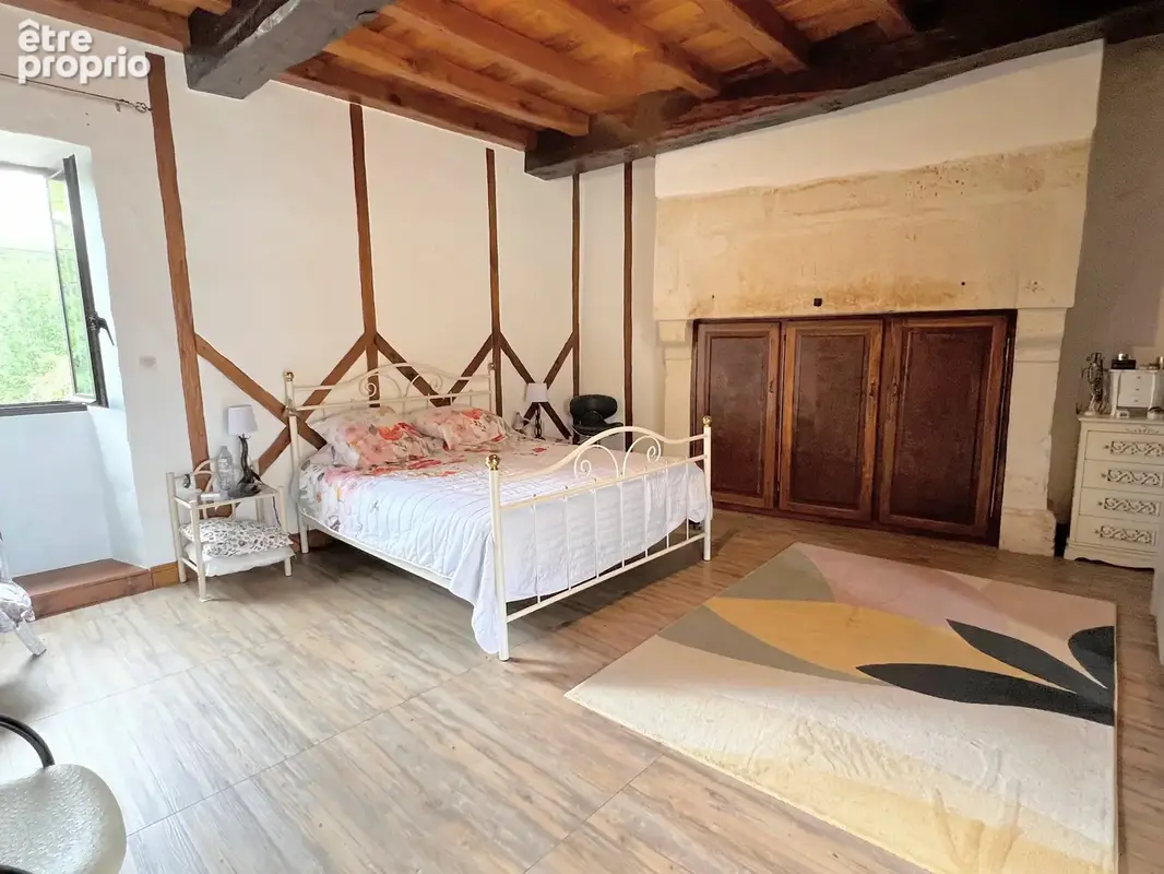 Maison en pierre pleine de caractère - photo 4