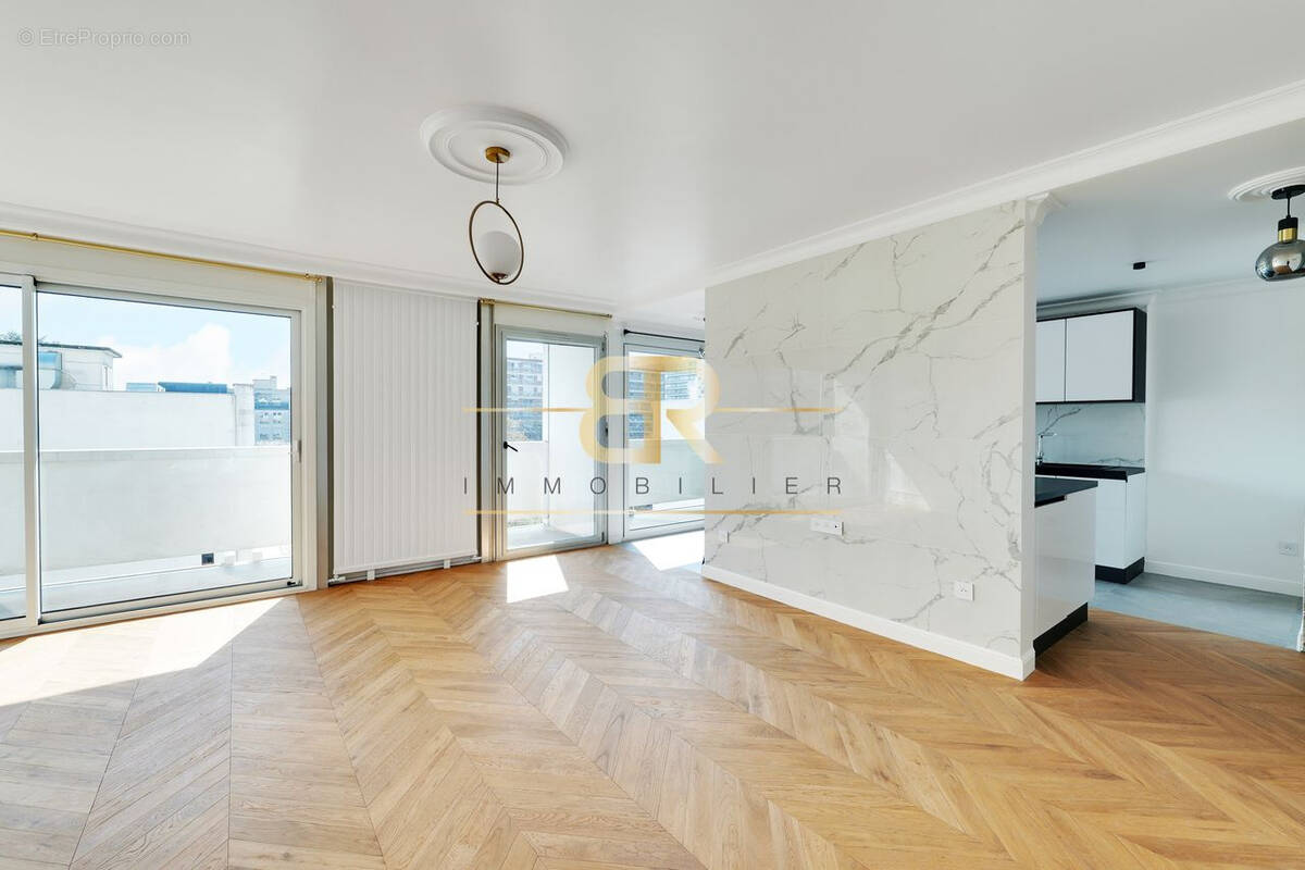 Appartement à PARIS-12E