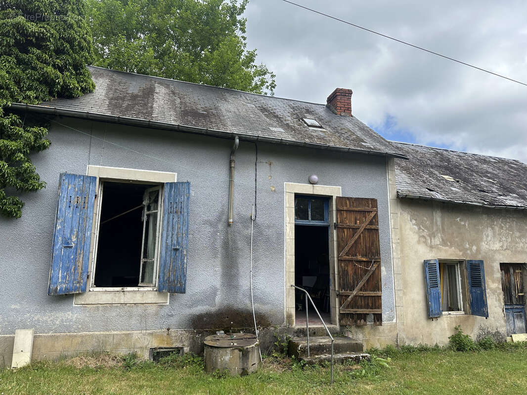 Terrain à SAINT-LEGER-DES-VIGNES