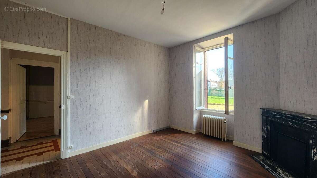 Photo 4 - Maison à MONTCEAU-LES-MINES