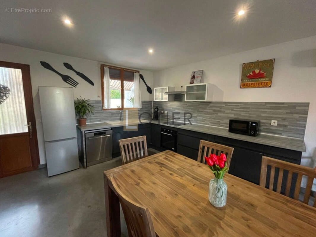 Nouveauté à capendu   maison 140 m2 avec piscine, garage et espace indépendant - photo 7