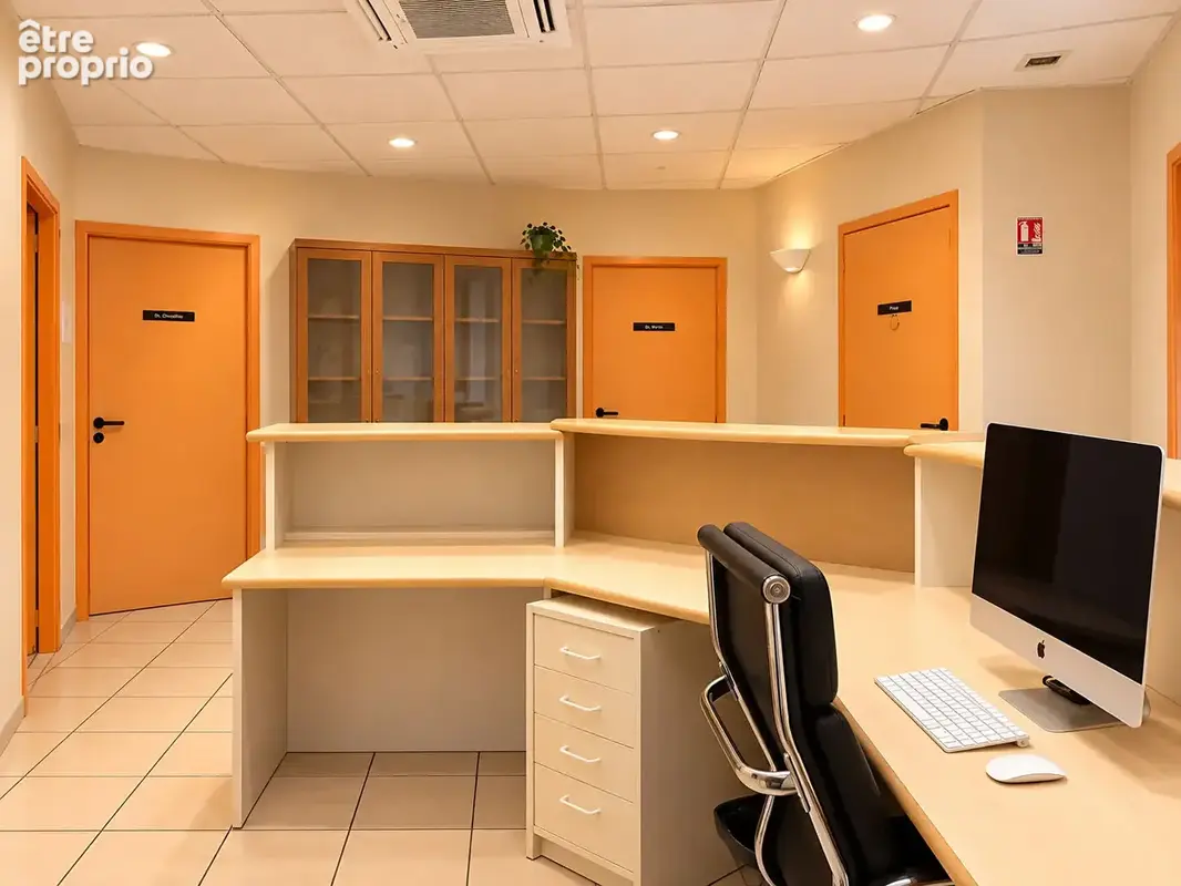 A VENDRE Local d'activité Manosque 100 m2 - photo 2