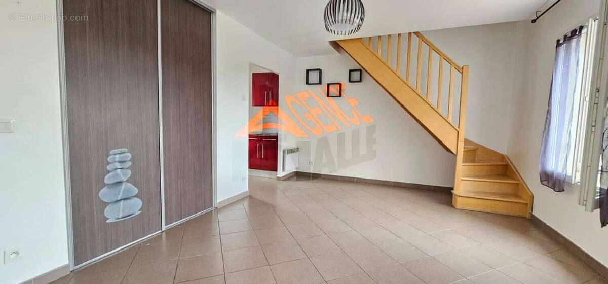 Appartement à SEUGY