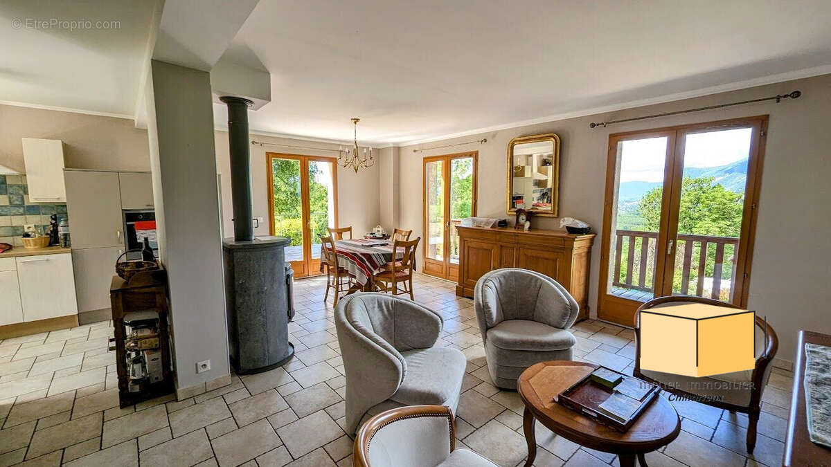 Maison à RUFFIEUX