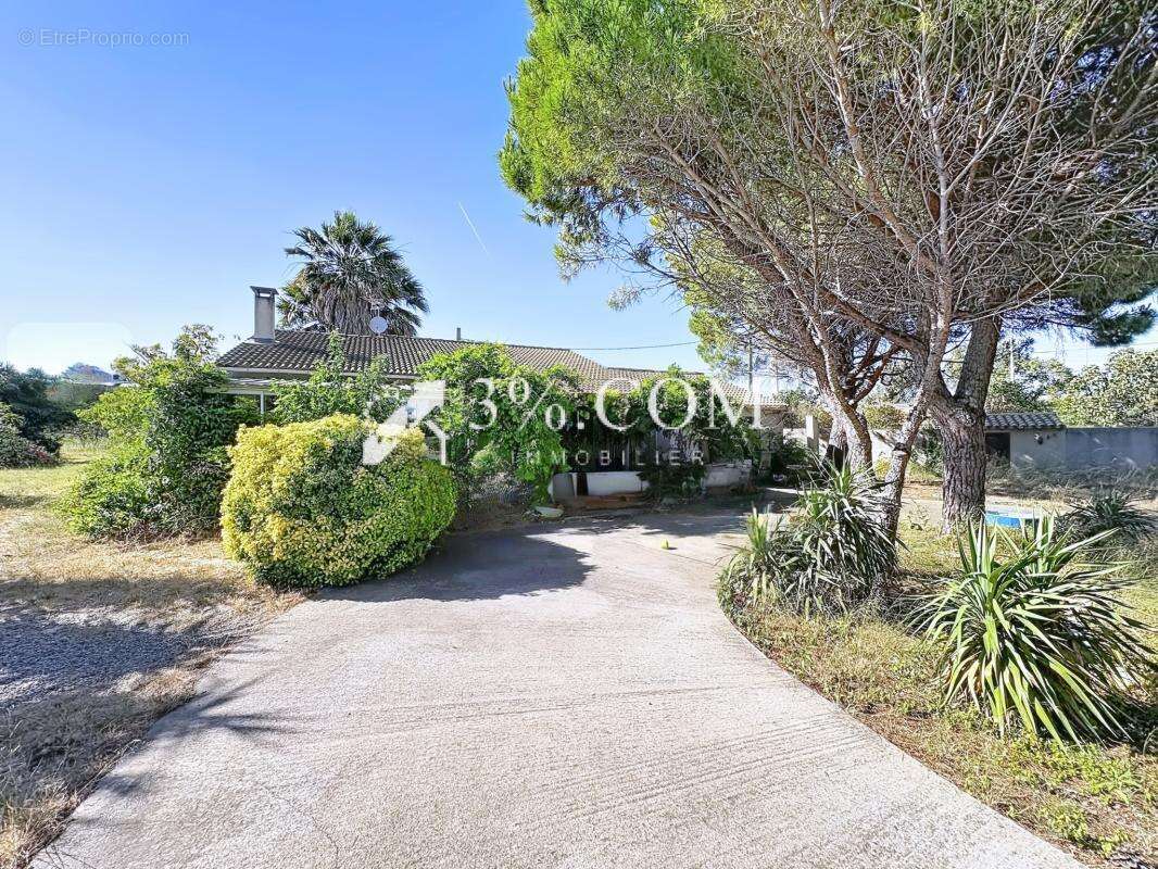 Opportunité foncière stratégique de 2 958 m2 entièrement con - photo 3