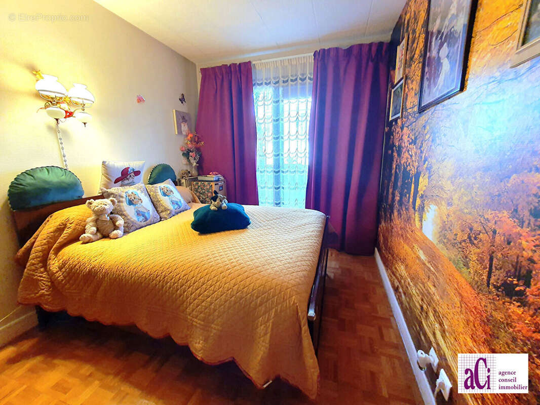 Appartement à BOURG-LA-REINE