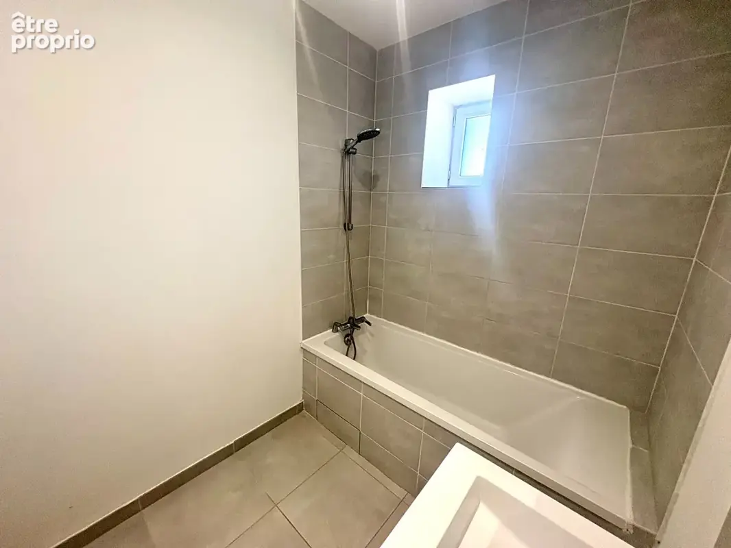 Maison mitoyenne en duplex en rez-de-jardin 58m² avec terrasse - photo 16