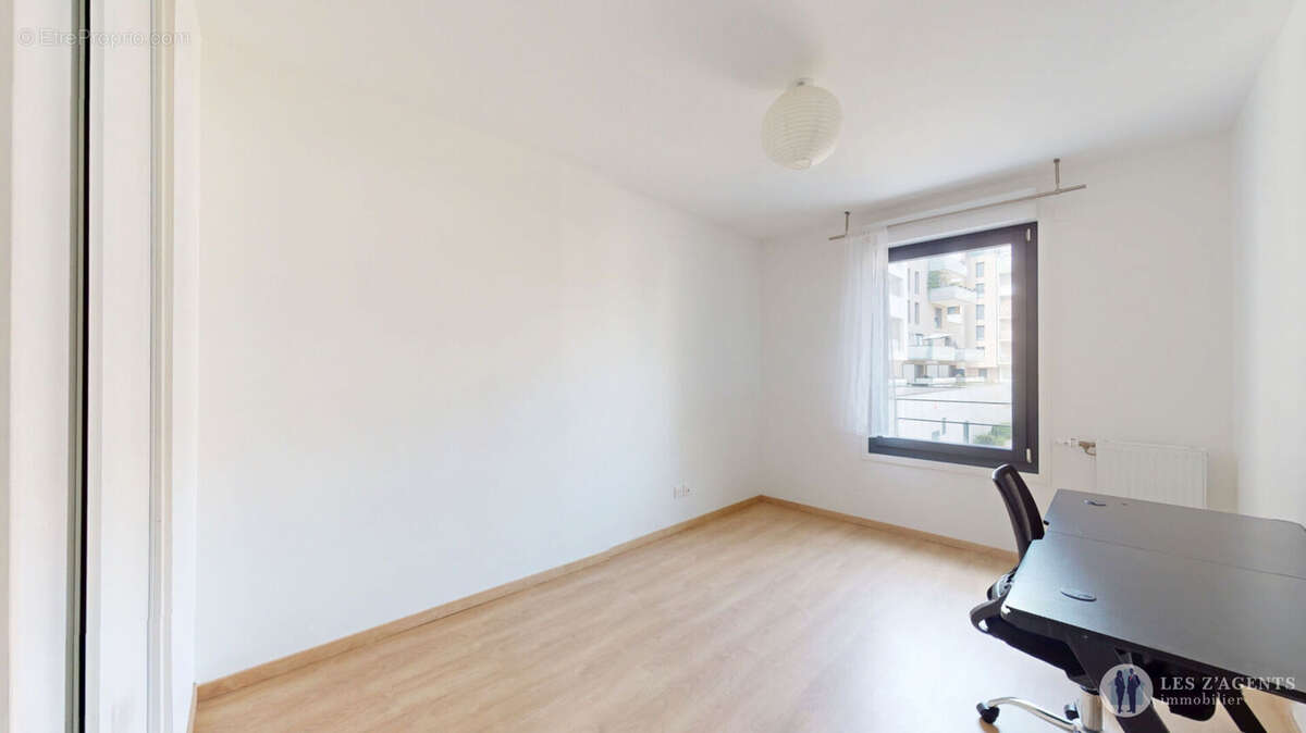 Appartement Grenoble T3 65m2 terrasse + garage - photo 9