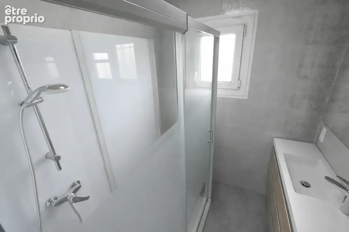 Maison individuelle avec sous-sol complet, édifiée sur 10.51 ares. - photo 10