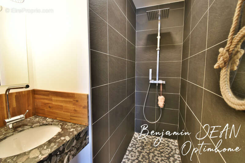 Maison à VILLENEUVE-LES-BEZIERS