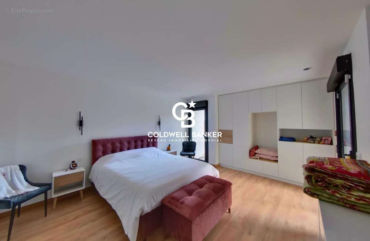 Maison à MONTESQUIEU-DES-ALBERES