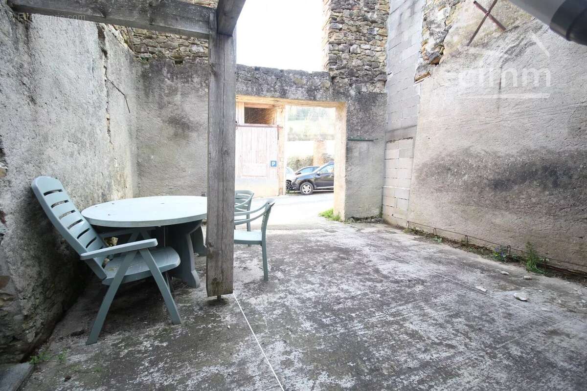 Maison à SAINT-JEAN-DE-PARACOL