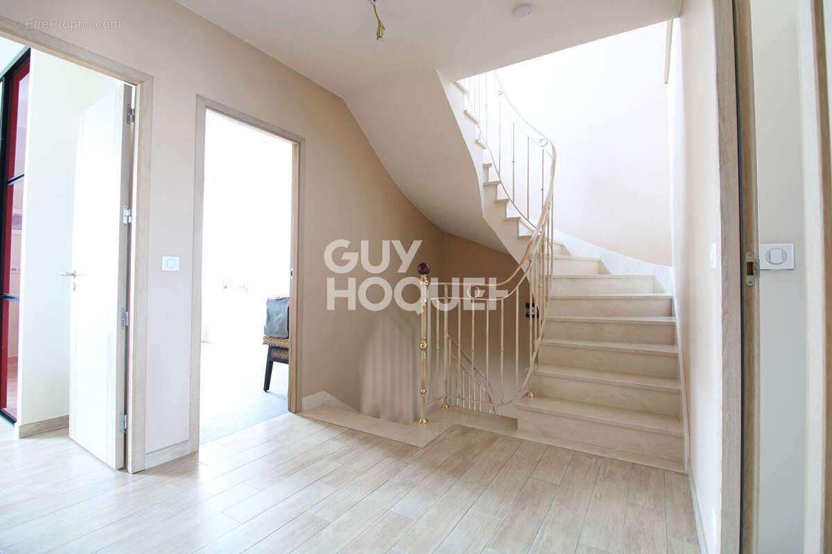 Maison à VILLECRESNES