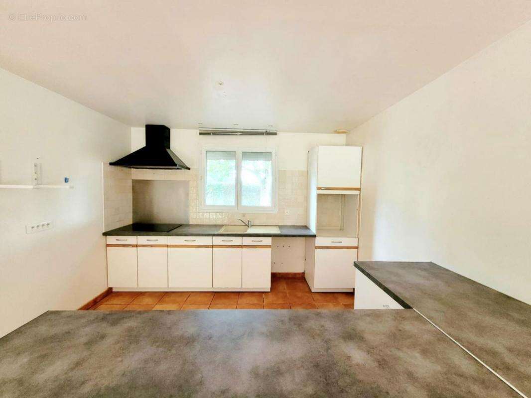 Maison à MARQUEFAVE