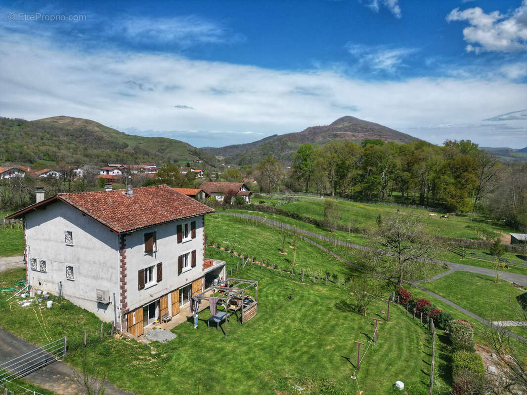 Maison à SAINT-JEAN-PIED-DE-PORT