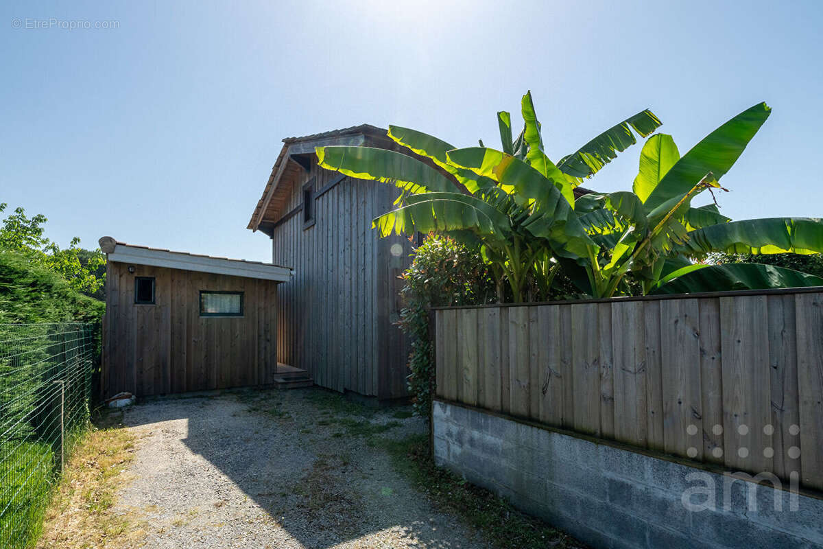 Maison à LACANAU