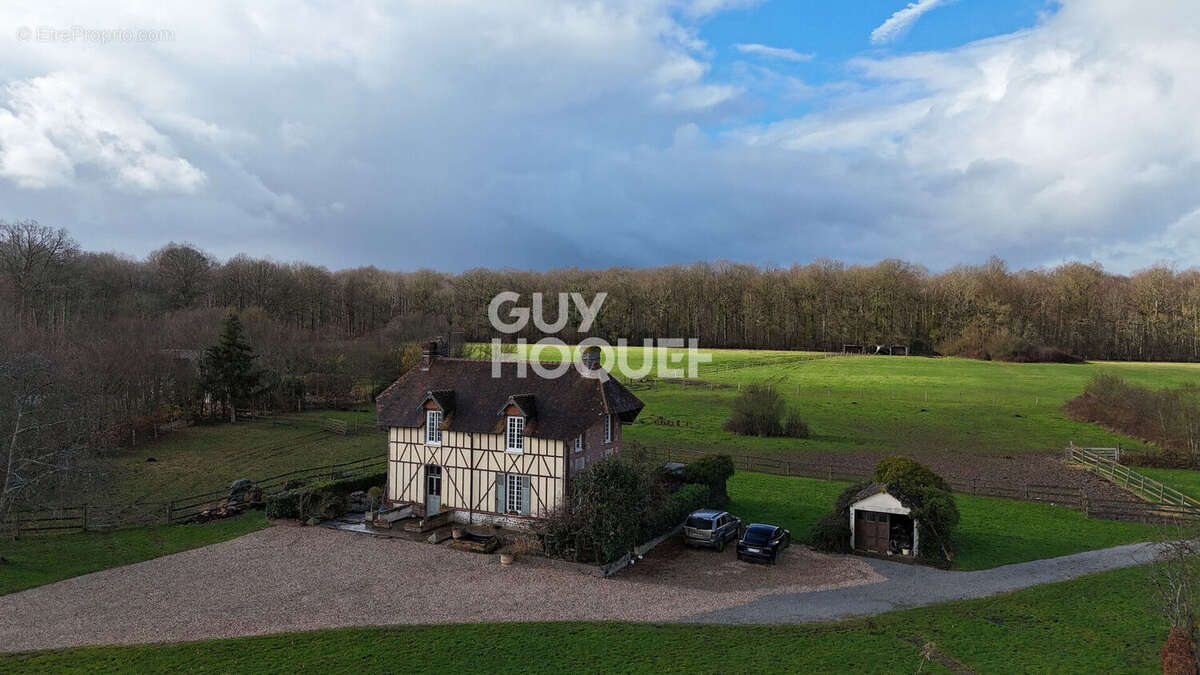 Maison à BERNAY