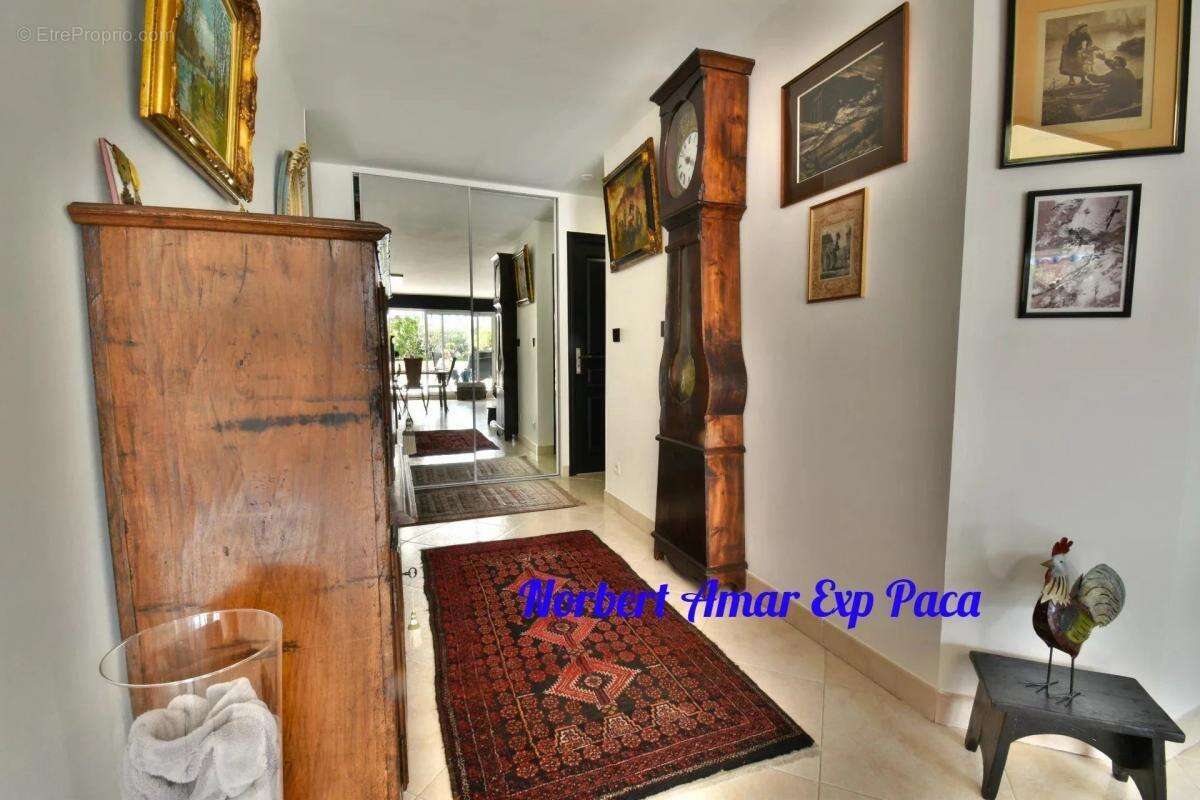 Appartement à FREJUS