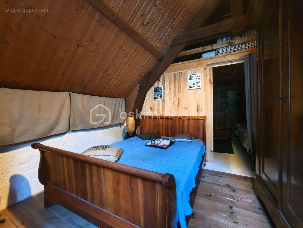 Maison à LOURDIOS-ICHERE