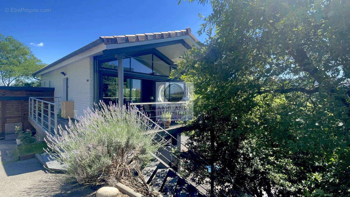 Maison à SAINT-PERAY