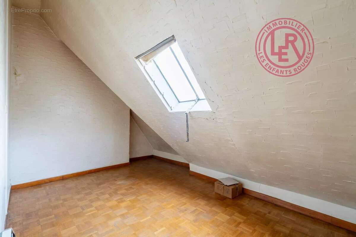Appartement à PARIS-3E