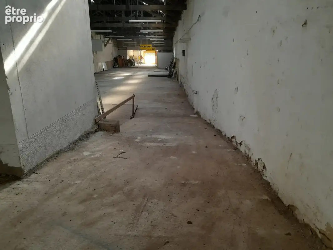 Appartement avec grand hangar et terrain d'agrement - photo 13