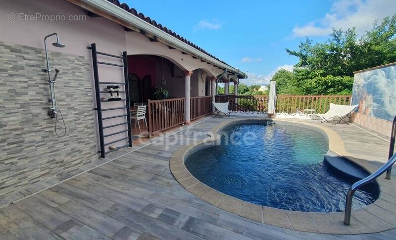 Maison à SAINTE-LUCE