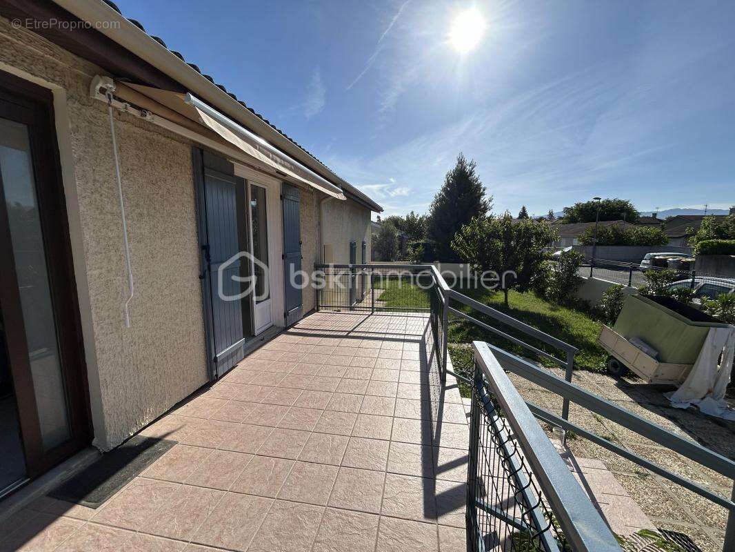 Maison à ROMANS-SUR-ISERE