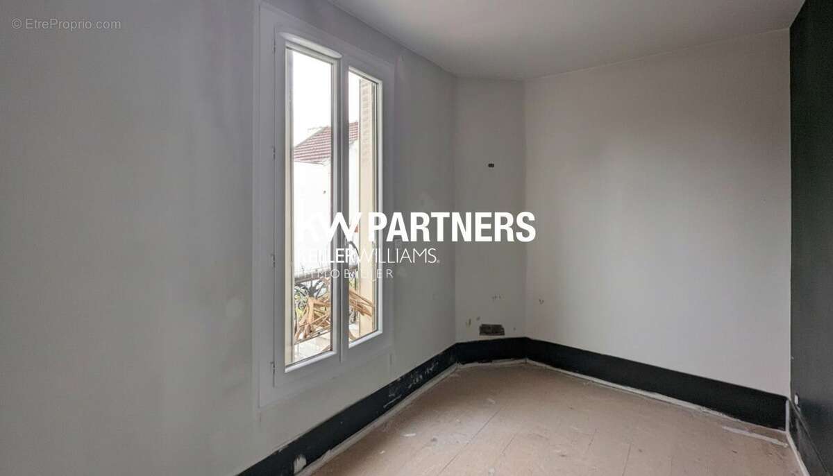 Maison - 2 chambres avec jardin -proximite du t5 - photo 5