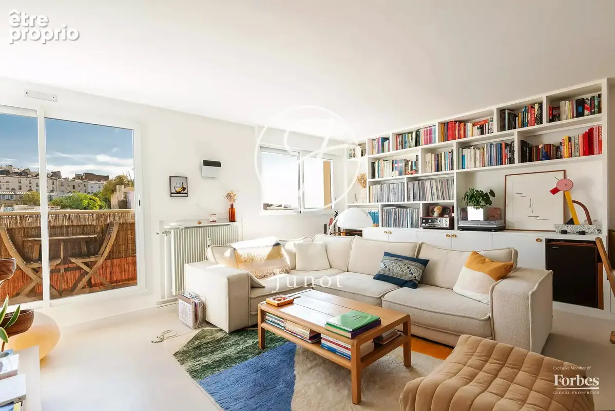 Paris 18e - MARCADET / LAMARCK - Appartement - 3 pièces - 80,03m² Carrez - 2 chambres -  Terrasse et 2 balcons de 29m² - Dernier - photo 5