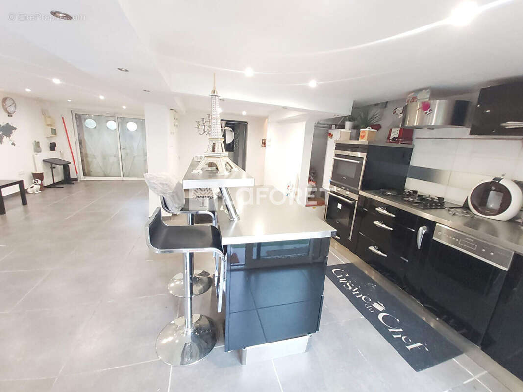 Maison à VILLEMOMBLE