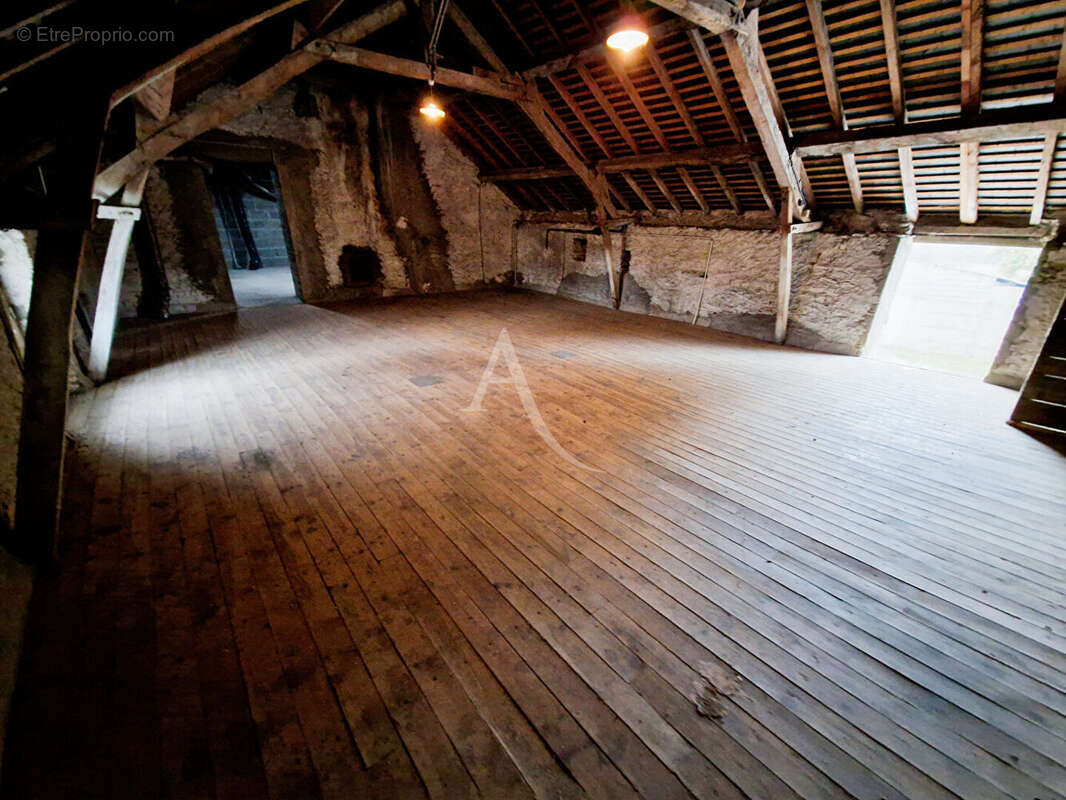 Maison à SAINT-MARS-DU-DESERT