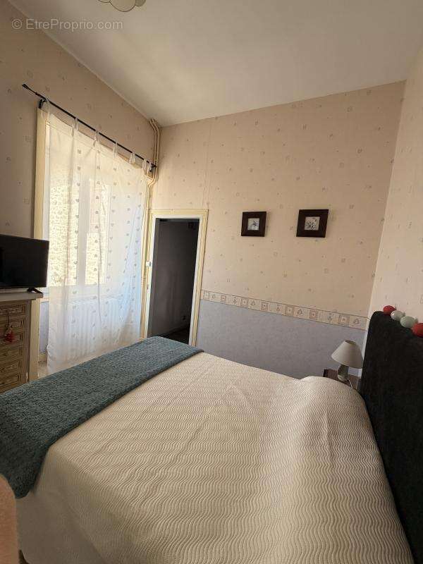 Maison 180 m² à Piegut-Pluviers  - photo 16